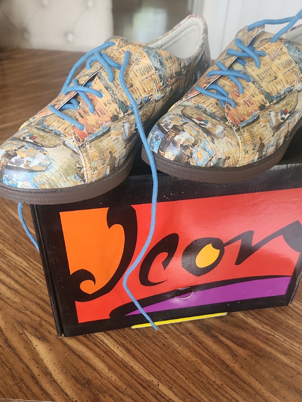 ICON- Grand Canal Venice/Multicolor Patterned Oxfords with Blue Or Brown Laces